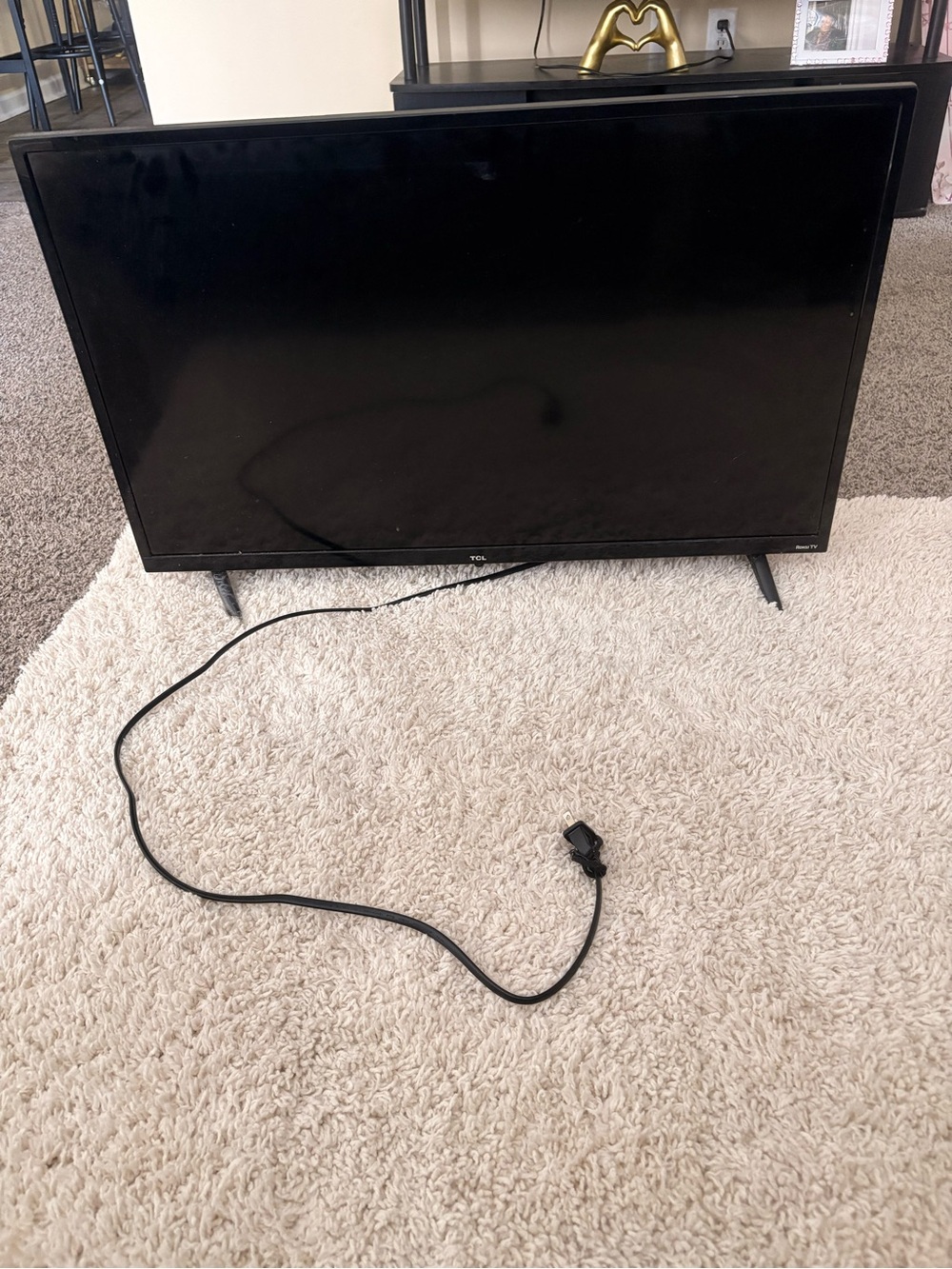 TCL Roku LED TV - Picture 2 of 3
